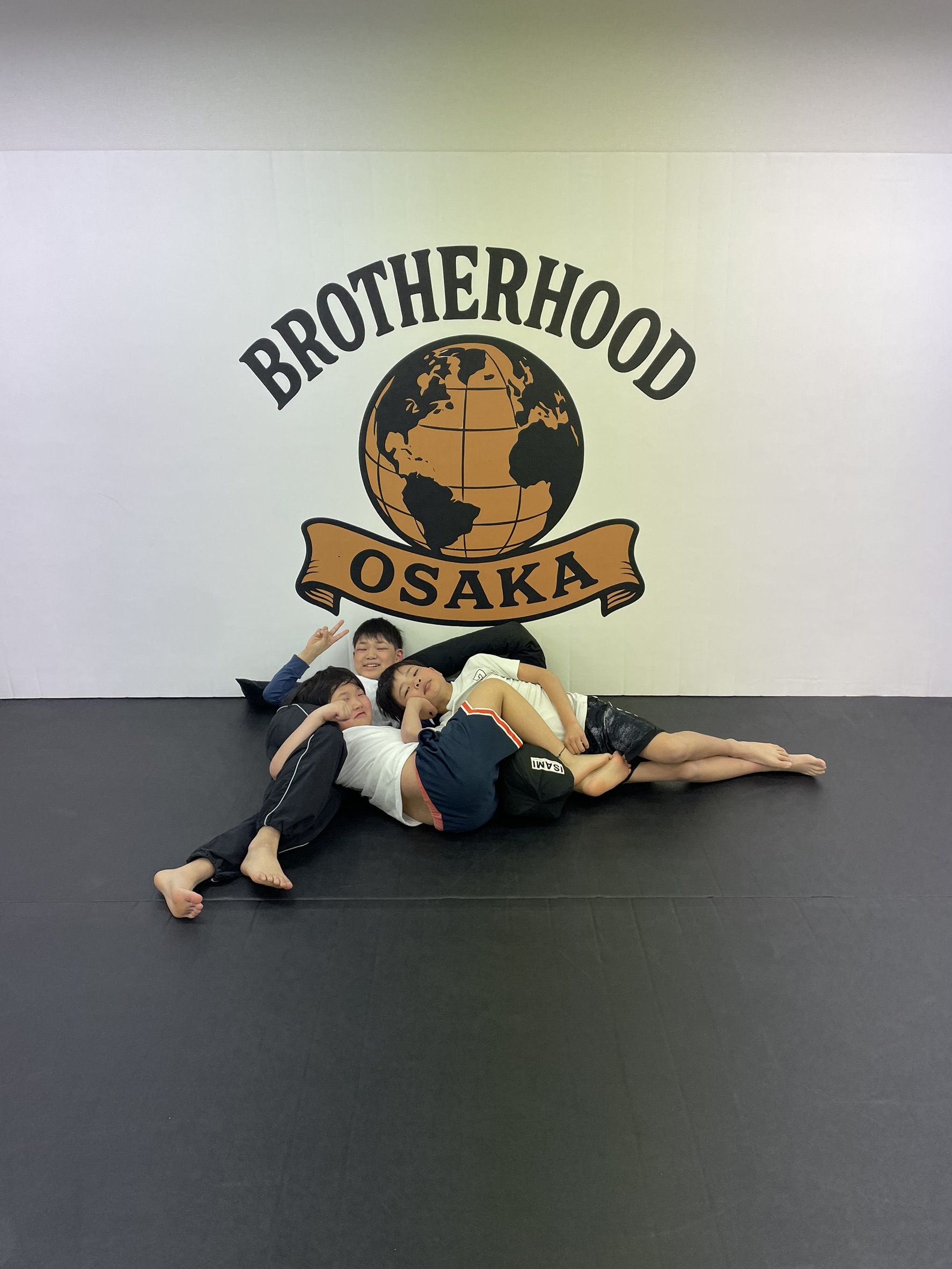 BROTHERHOOD OSAKA Instagramの投稿写真